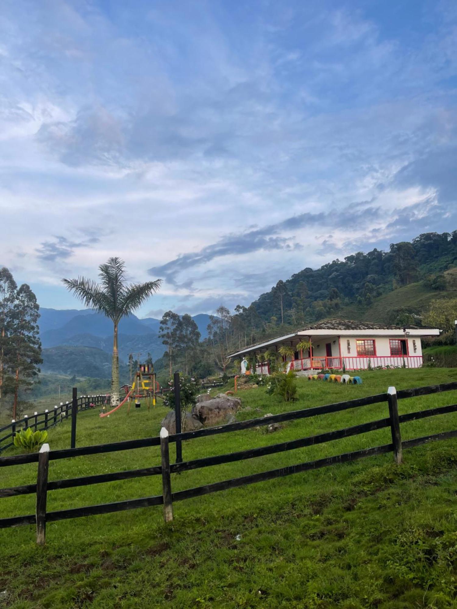 Hotel Rural San Remo Santa Rosa de Cabal Kültér fotó
